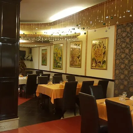 Vinski Dvor 3* Palić